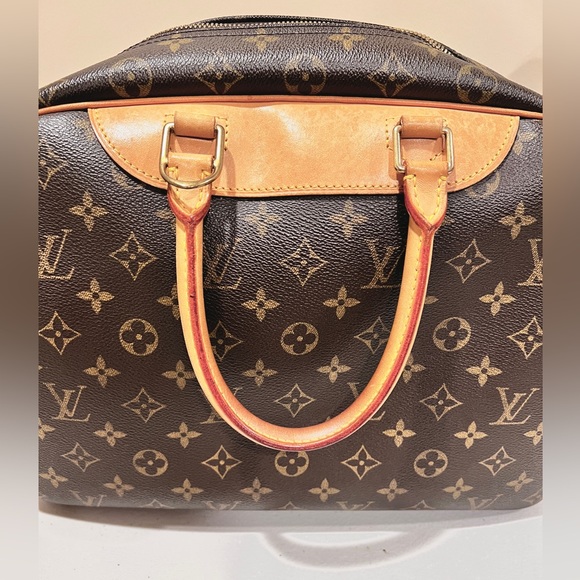 Louis Vuitton Classic Monogram Bag - Picture 7 of 12